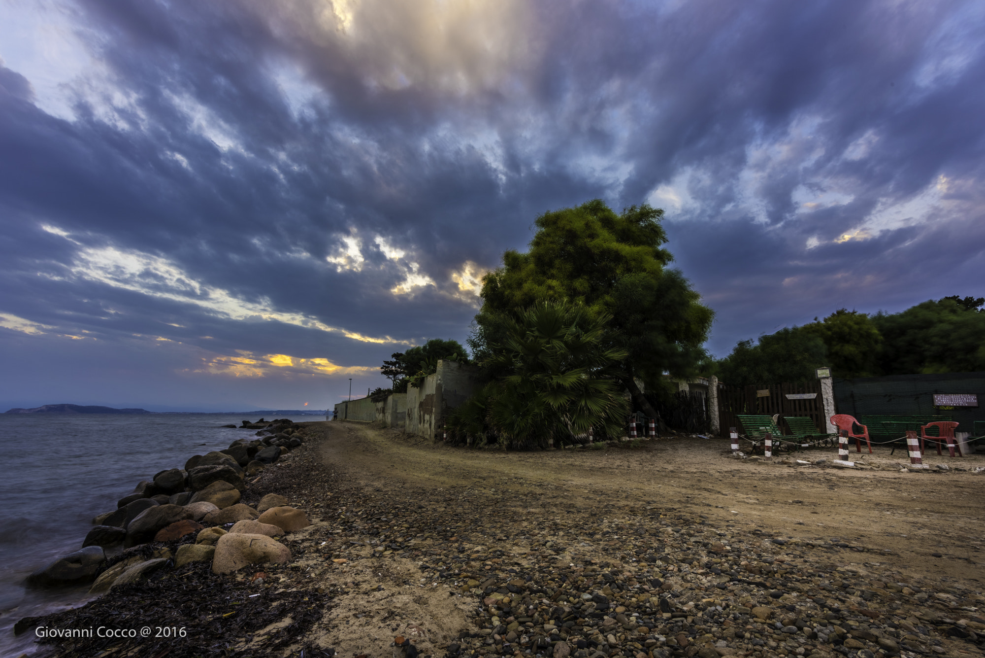 Nikon D810 + Tokina AT-X 17-35mm F4 Pro FX sample photo. Hdr photography