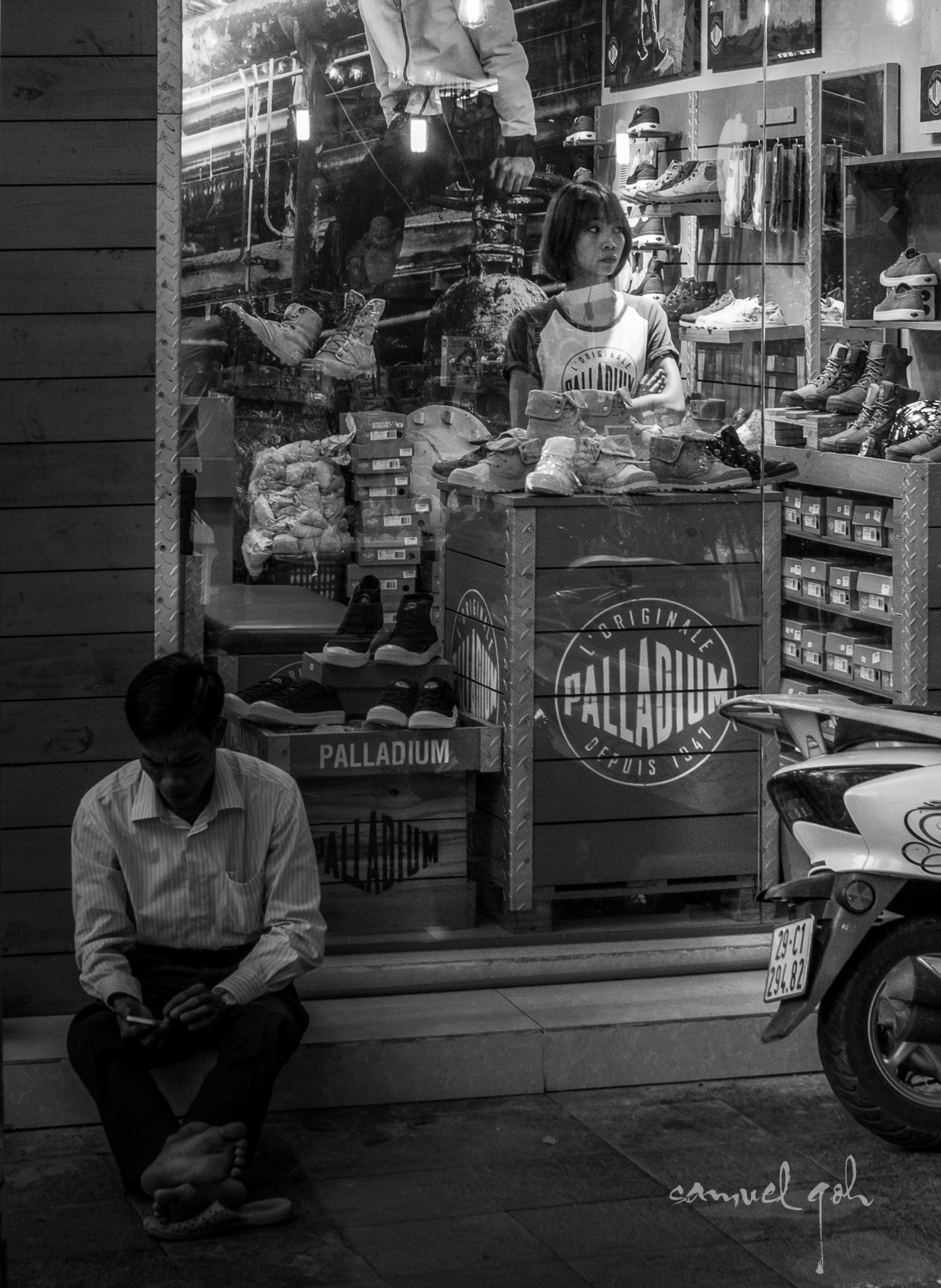 Sony a6000 + Tamron 18-270mm F3.5-6.3 Di II PZD sample photo. Hanoi, vietnam. photography