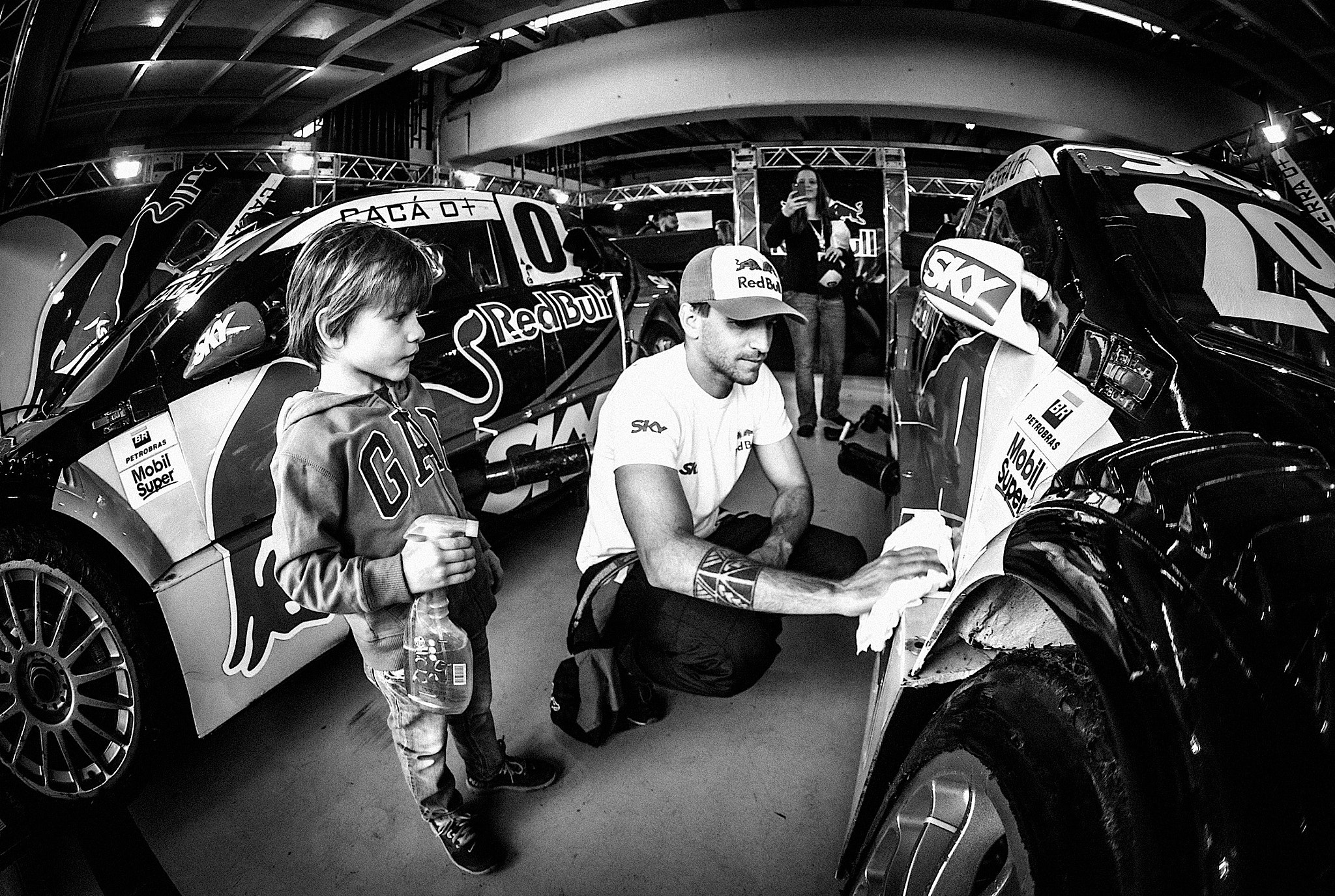 Sigma 8mm F3.5 EX DG Circular Fisheye sample photo. Stock car brazil round 7 photography