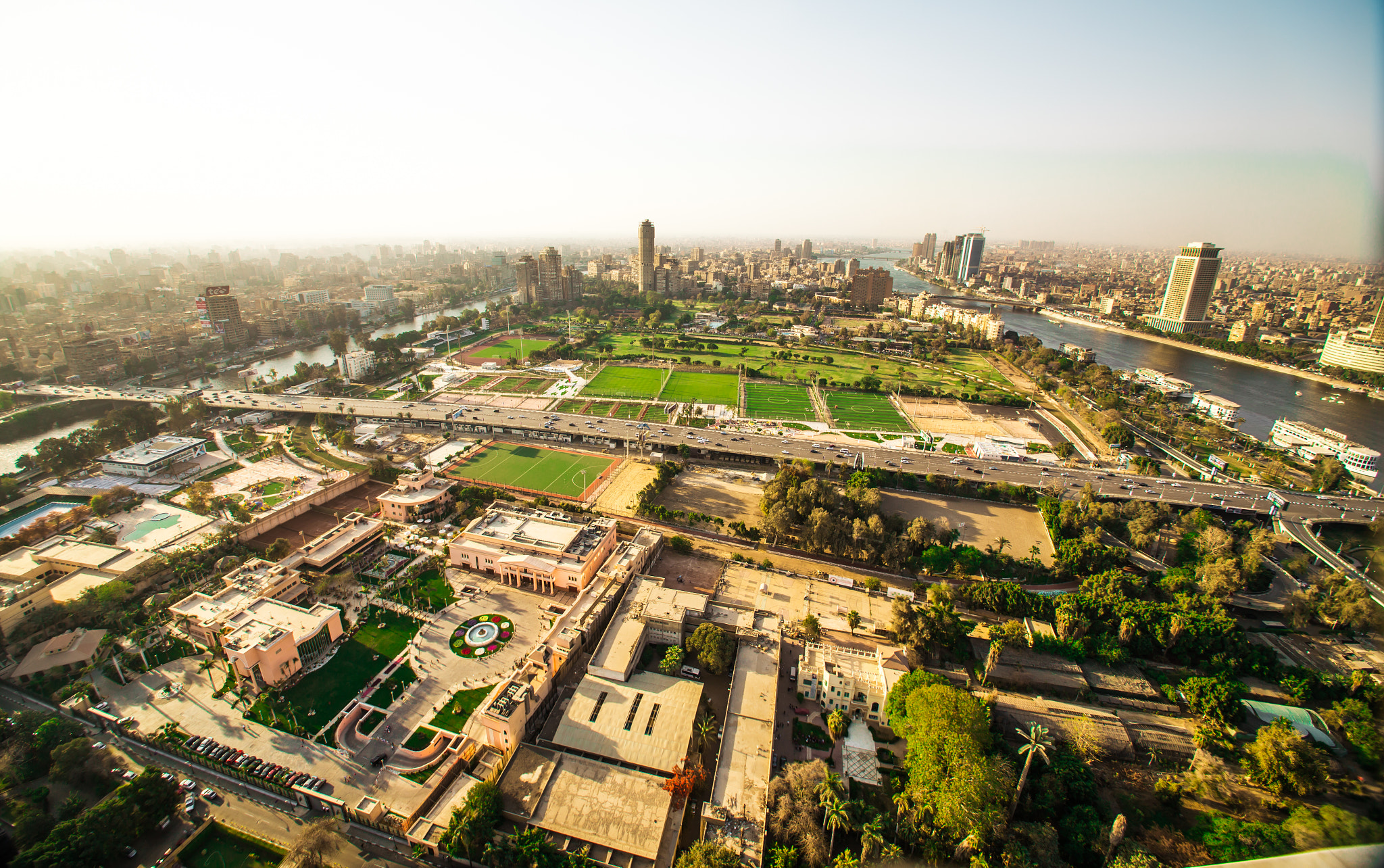 Sigma 10-20mm F3.5 EX DC HSM sample photo. It's cairo photography