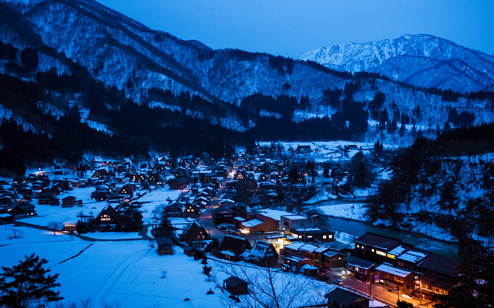 Olympus OM-D E-M5 II sample photo. Overview of shirakawa-go photography