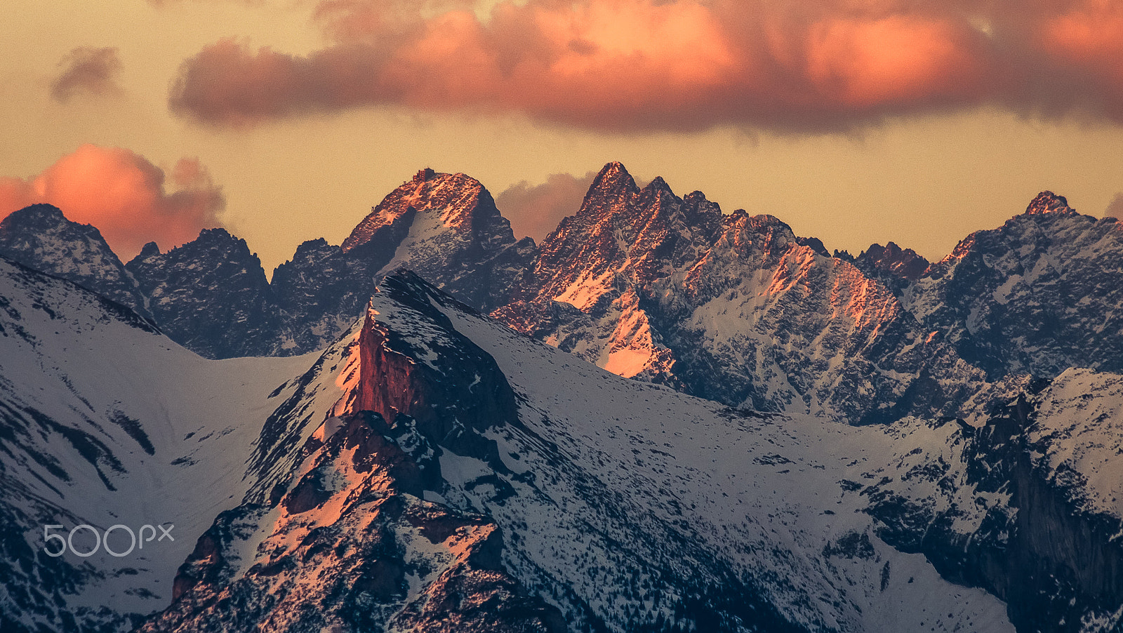Pentax smc DA 55-300mm F4.0-5.8 ED sample photo. Sunrise in high tatras photography