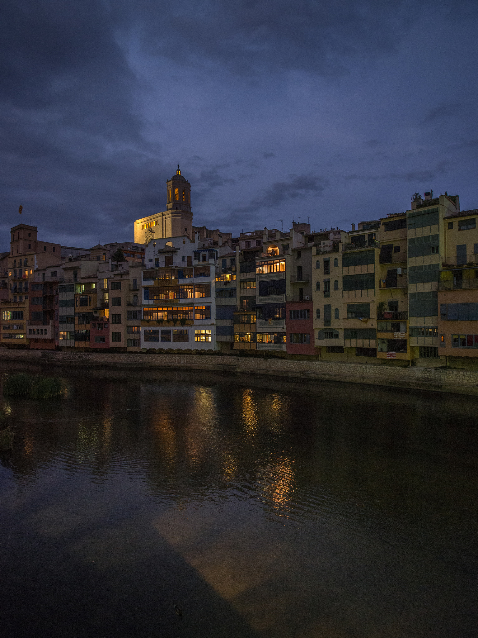Olympus OM-D E-M5 + Olympus M.Zuiko Digital ED 7-14mm F2.8 PRO sample photo. Girona photography