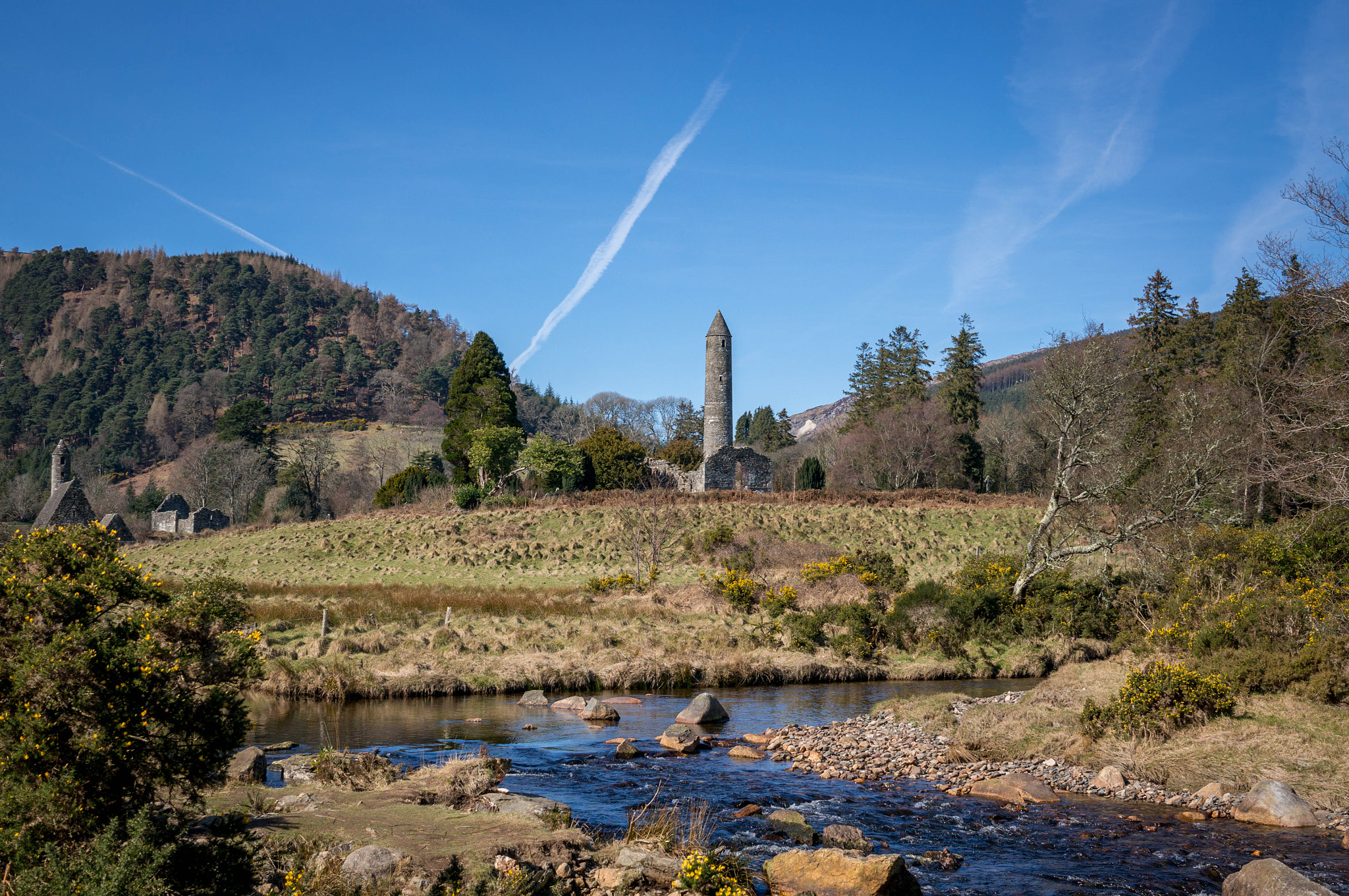 Sony Alpha NEX-6 + Sigma 30mm F2.8 EX DN sample photo. Tower photography