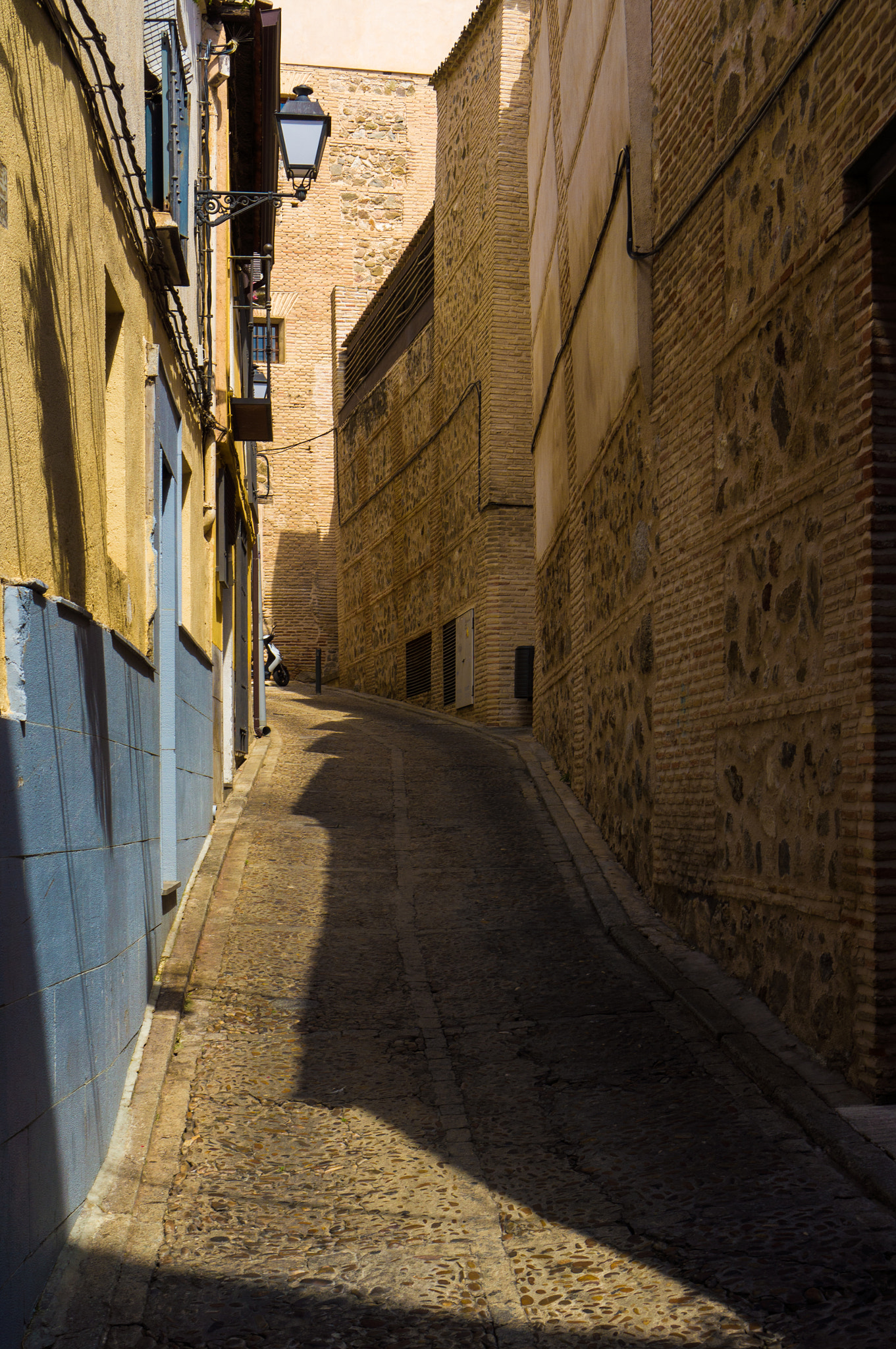 Sony E 35mm F1.8 OSS sample photo. Spain. toledo. photography