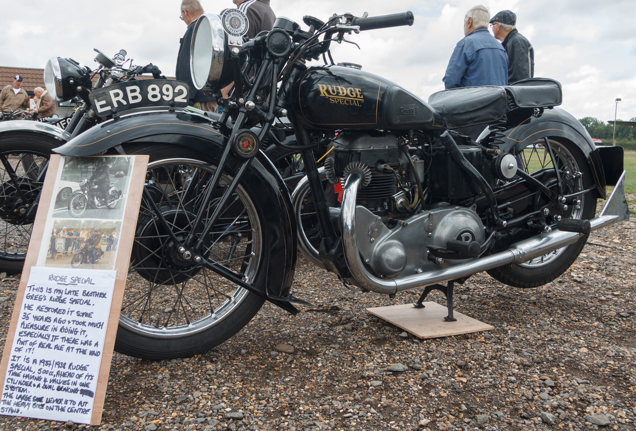 Canon EF-S 17-85mm F4-5.6 IS USM sample photo. 1937 rudge special photography