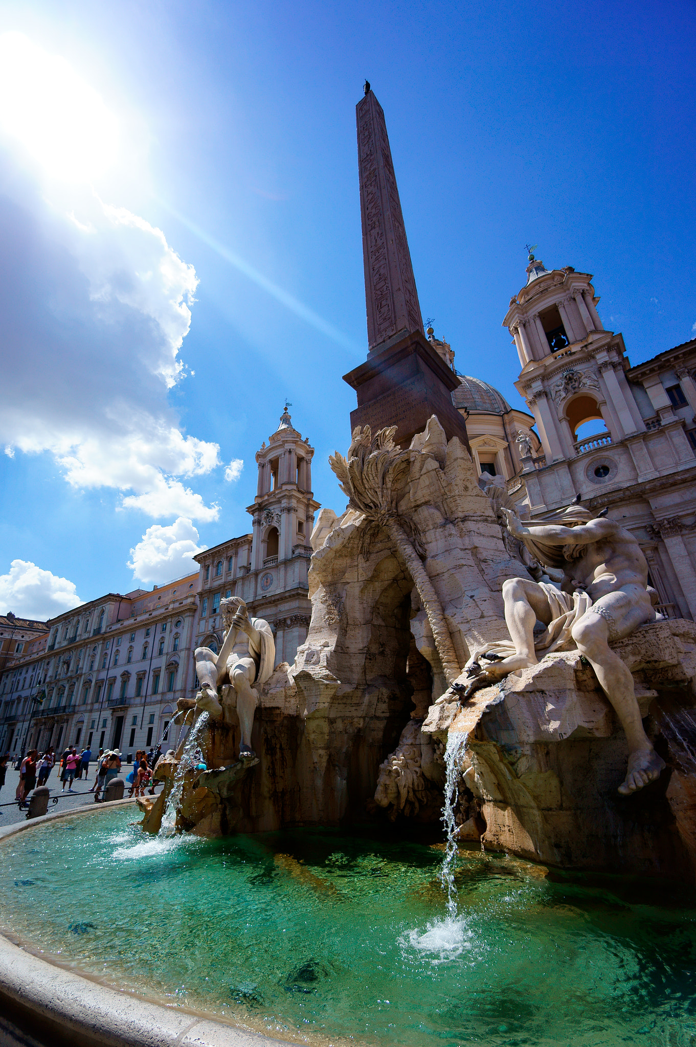 Sony Alpha NEX-5N + Sony E 10-18mm F4 OSS sample photo. Rome. photography