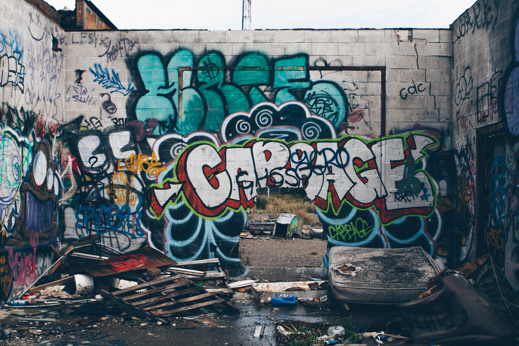 Canon EOS 760D (EOS Rebel T6s / EOS 8000D) sample photo. Abandoned. photography