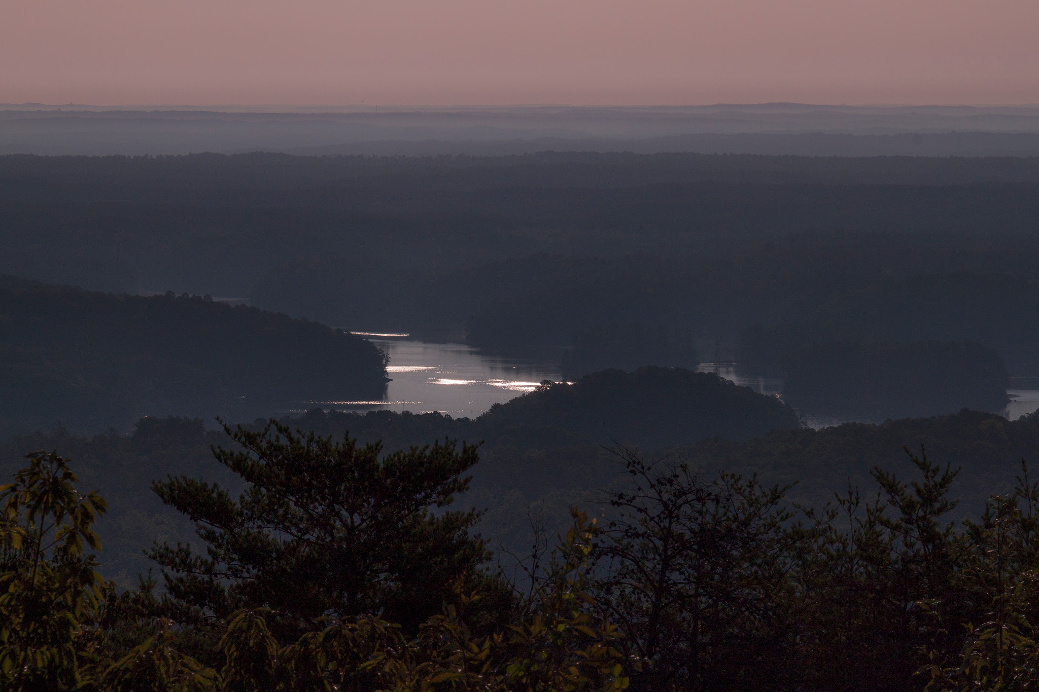 Canon EOS 500D (EOS Rebel T1i / EOS Kiss X3) sample photo. Summit overlook sunrise photography