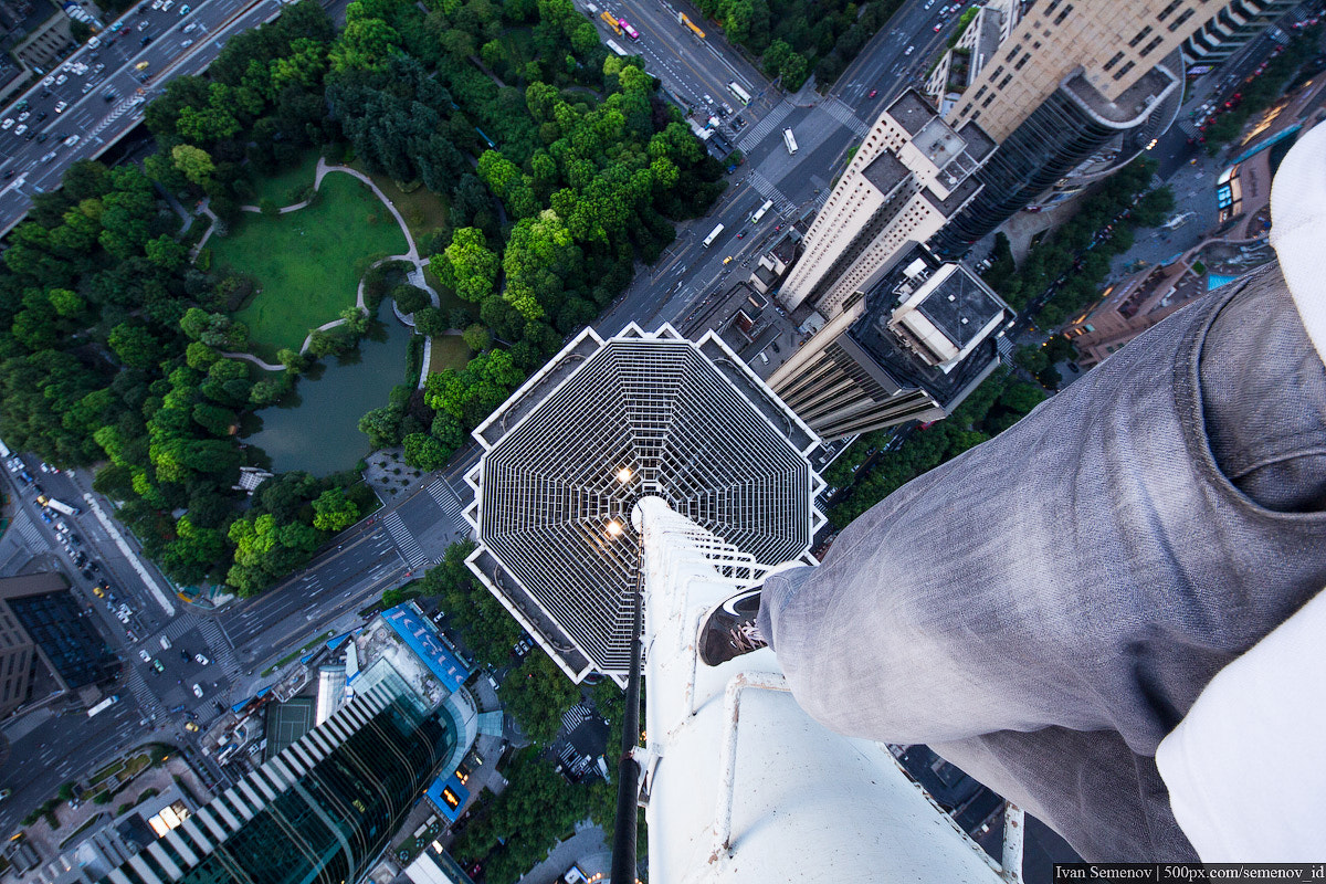 Sigma 8-16mm F4.5-5.6 DC HSM sample photo. On the top photography