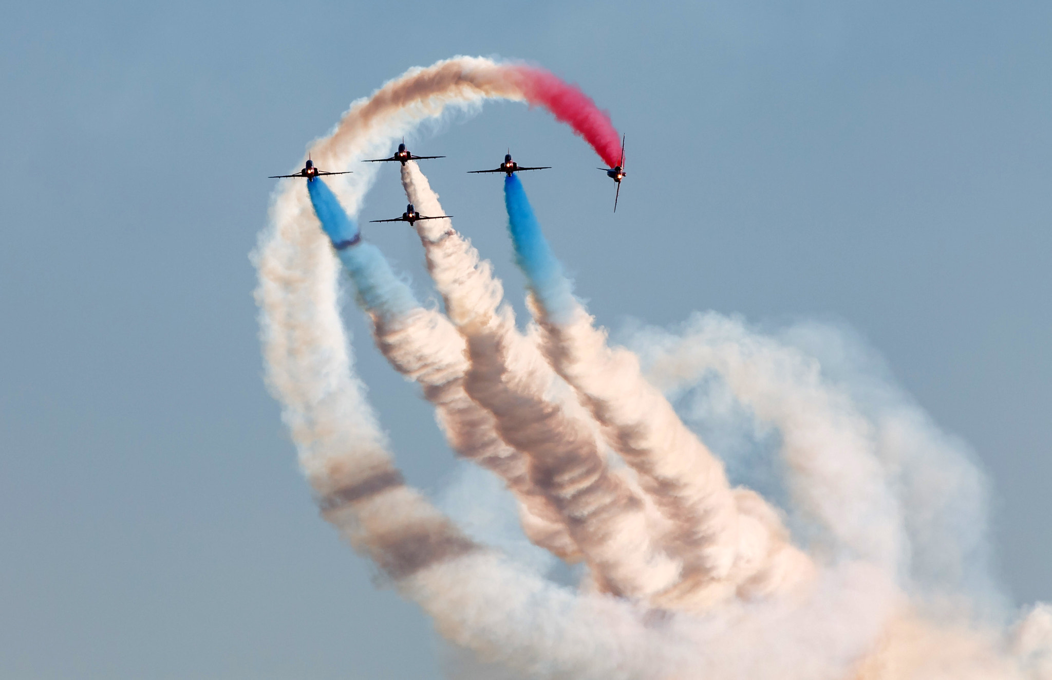 Canon EF 70-300mm F4-5.6 IS USM sample photo. Red arrows photography