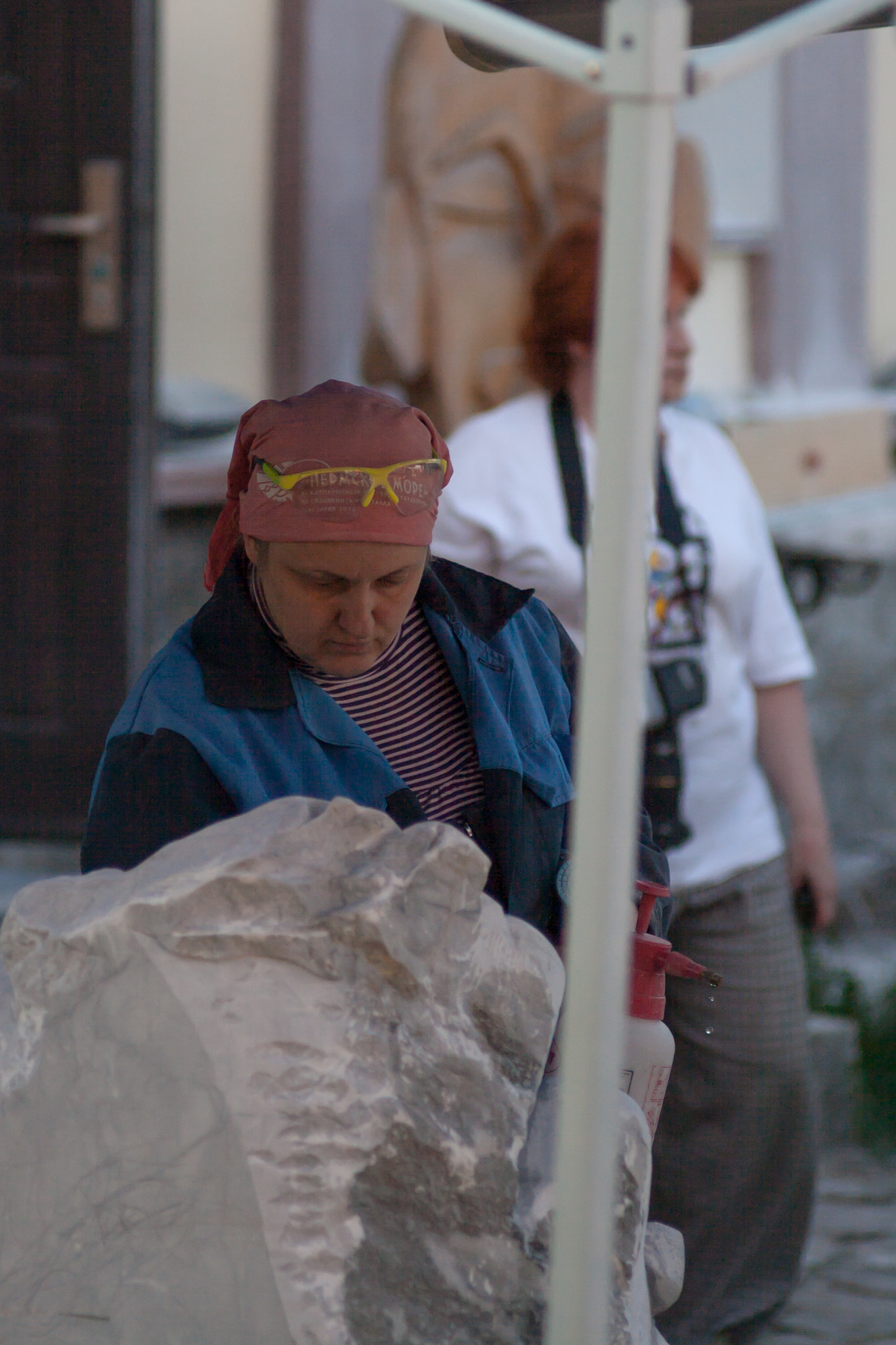Canon EF 35-80mm f/4-5.6 sample photo. Creating a sculpture photography