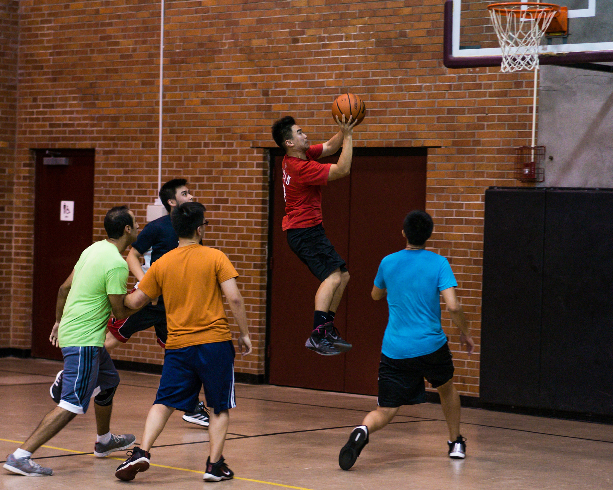 55mm F1.8 ZA sample photo. Bball photography