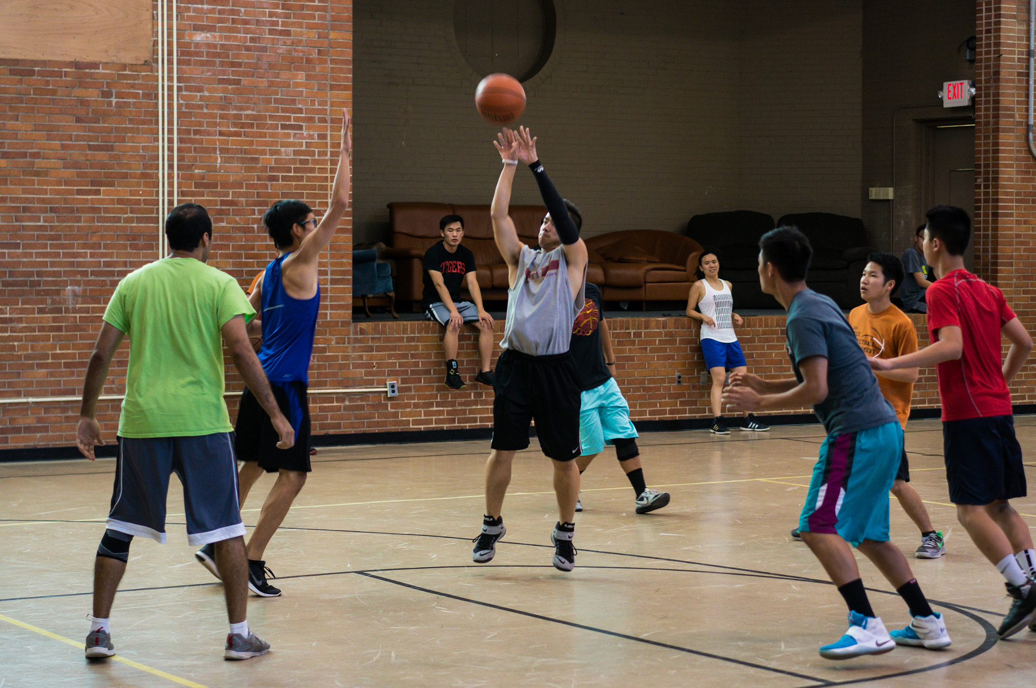 Sony Alpha NEX-6 + 55mm F1.8 ZA sample photo. Bball photography