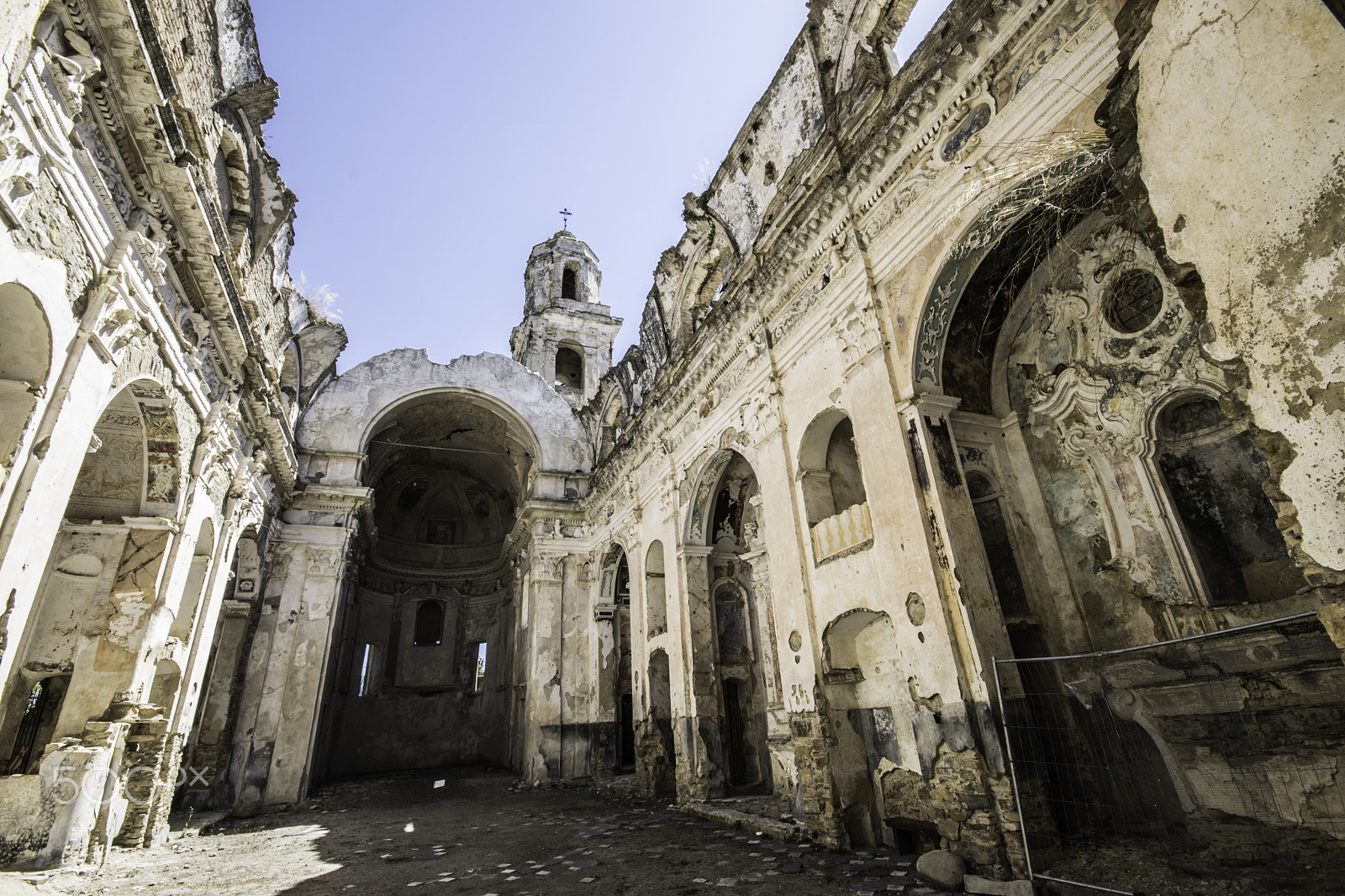 Sigma 10-20mm F4-5.6 EX DC HSM sample photo. Church ruins photography