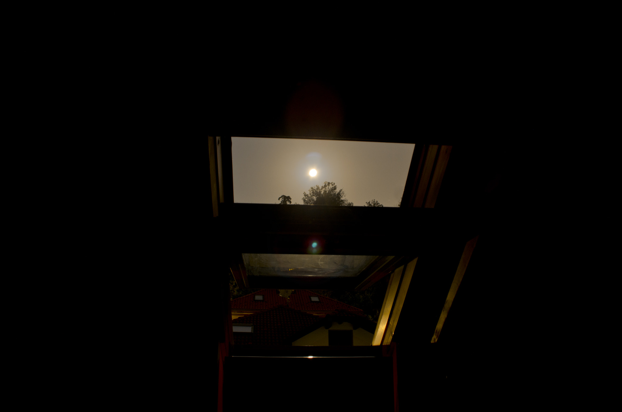 Tamron AF 18-200mm F3.5-6.3 XR Di II LD Aspherical (IF) Macro sample photo. The power of the moon photography
