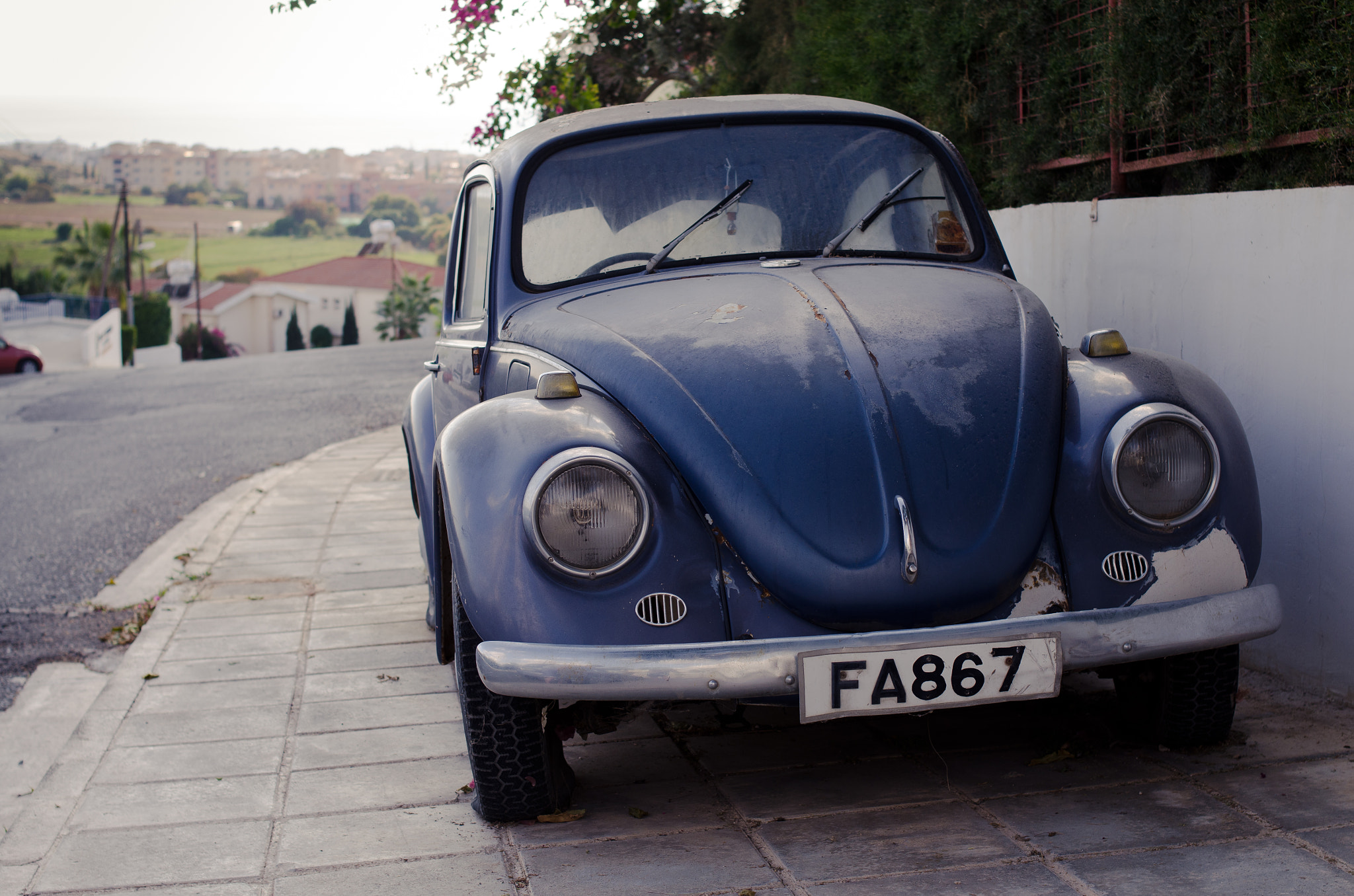 Nikon D7000 + Nikon AF Nikkor 35mm F2D sample photo. Old car photography