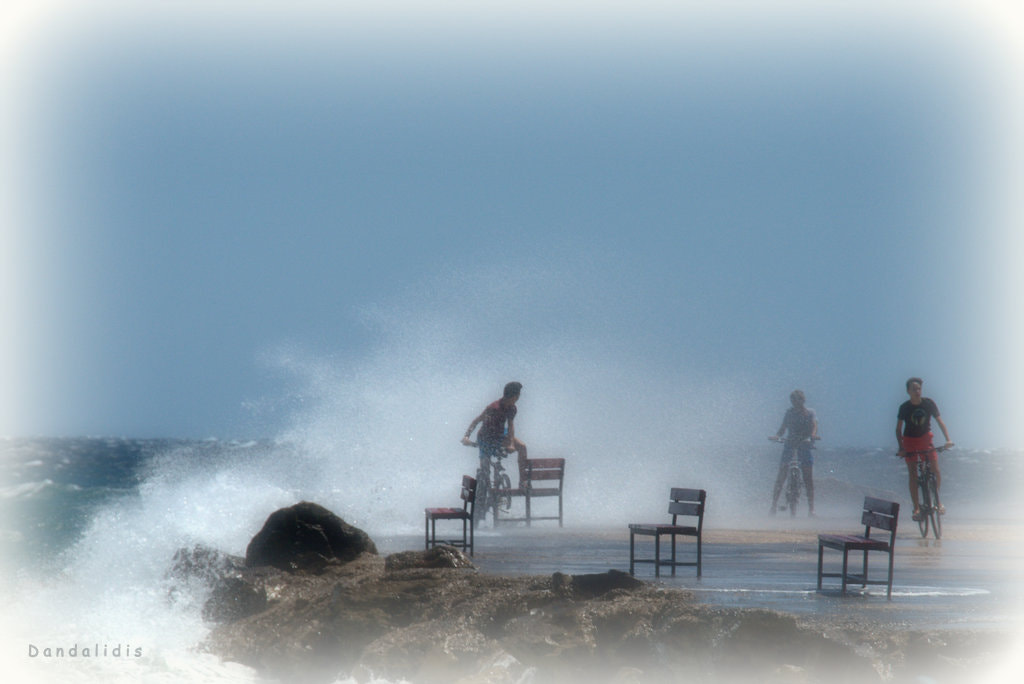 Sigma 18-250mm F3.5-6.3 DC OS HSM sample photo. Finish summertime photography
