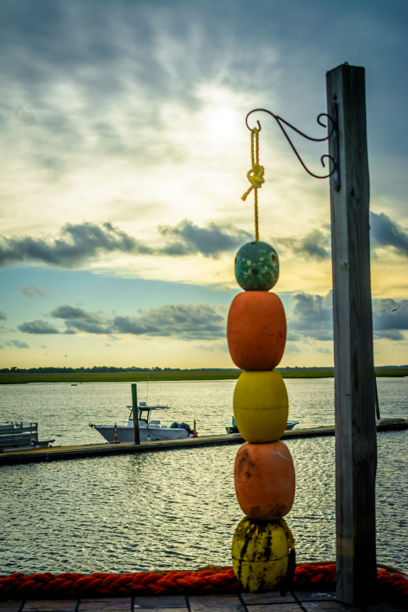 Nikon D7100 + Sigma 28-200mm F3.5-5.6 Compact Aspherical Hyperzoom Macro sample photo. Sunset in jekyll photography