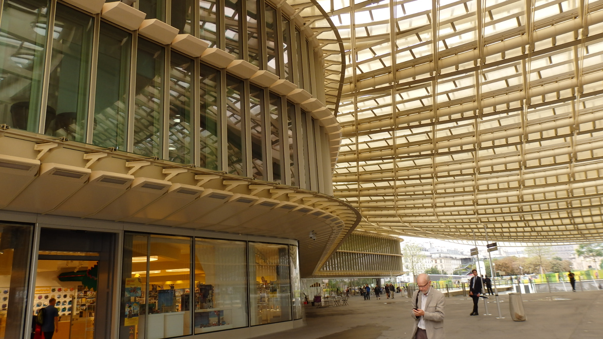 Olympus SZ-16,DZ-105 sample photo. Architecture lines photography