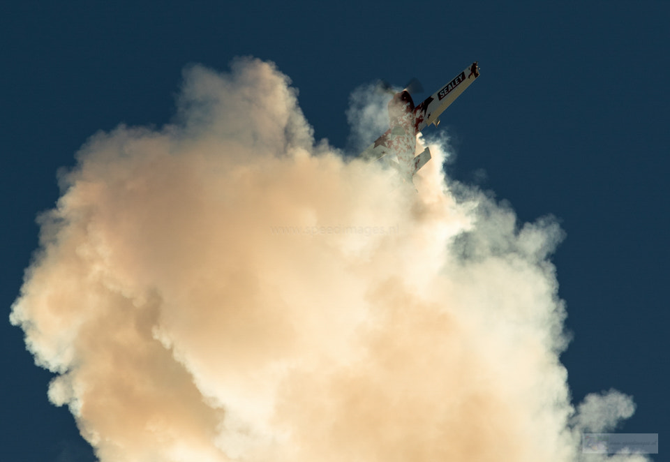 Canon EF 200mm F2.8L II USM sample photo. On top of the yellow cloud photography