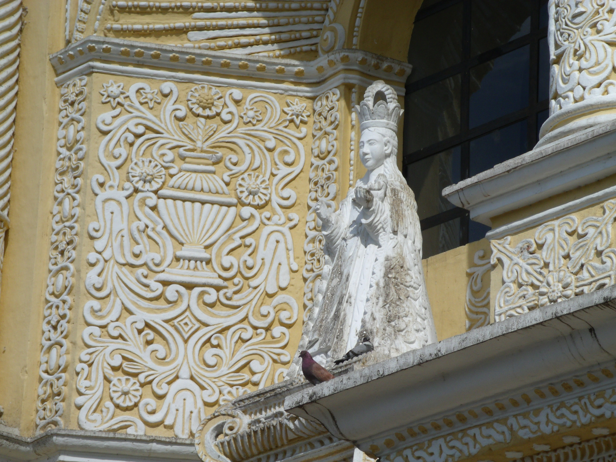 GENERAL IMAGING CO. X400 sample photo. Icing on the church. photography