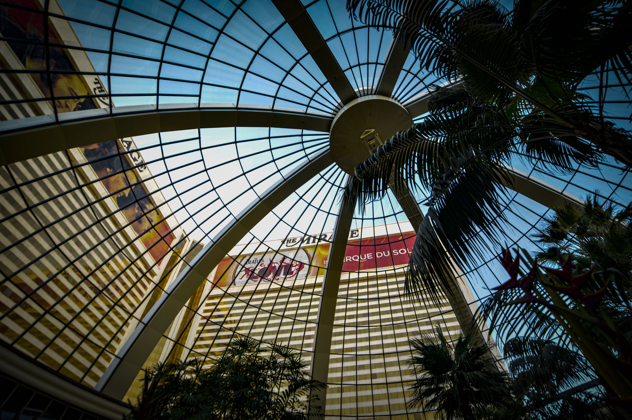 Samyang 14mm F2.8 ED AS IF UMC sample photo. The mirage photography