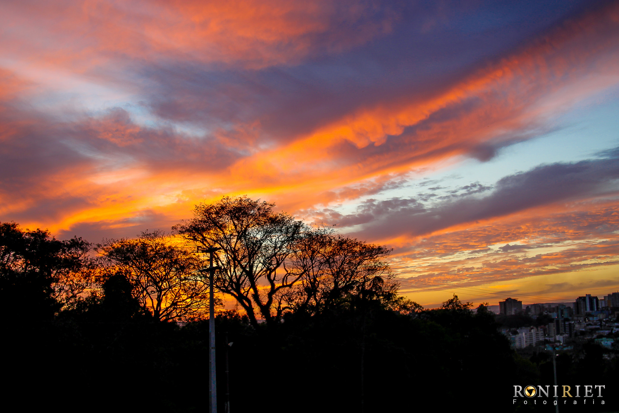 Canon EOS 1100D (EOS Rebel T3 / EOS Kiss X50) sample photo. Por do sol photography