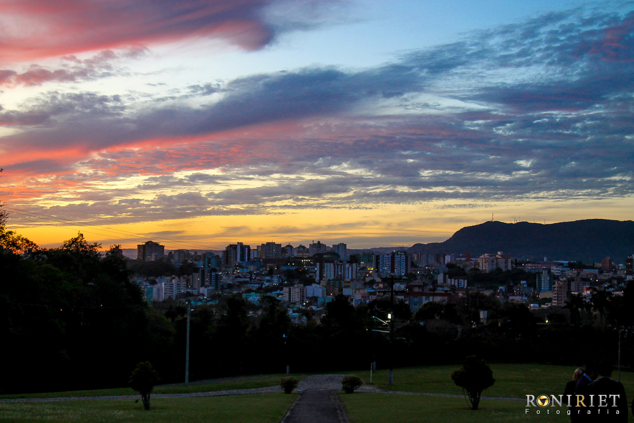 Canon EOS 1100D (EOS Rebel T3 / EOS Kiss X50) sample photo. Por do sol photography
