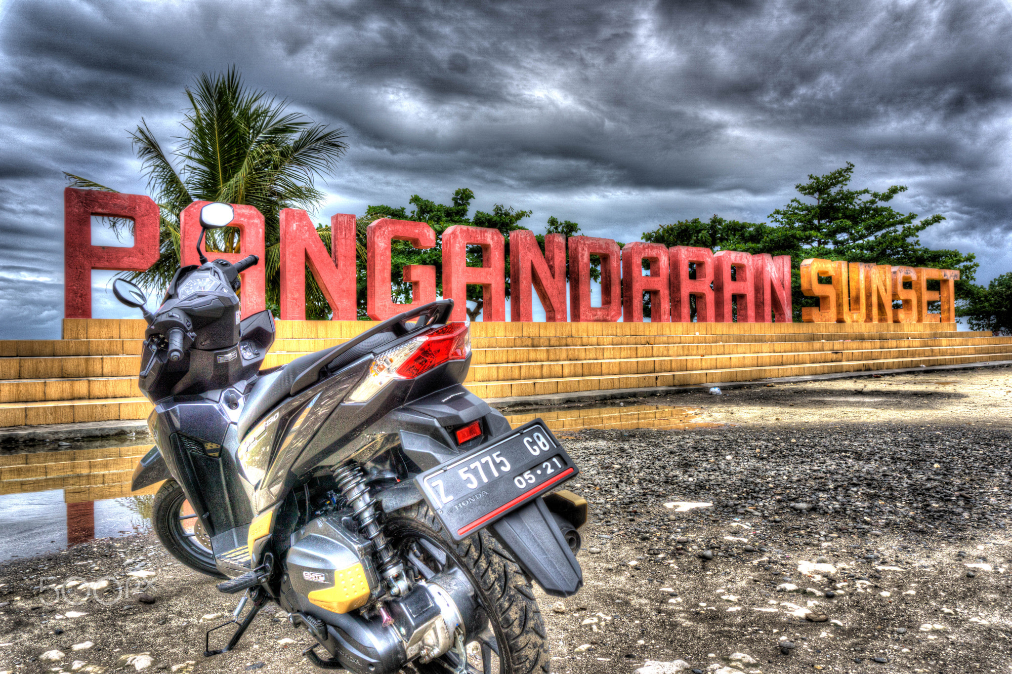 My Scooter vs Horible Cloud