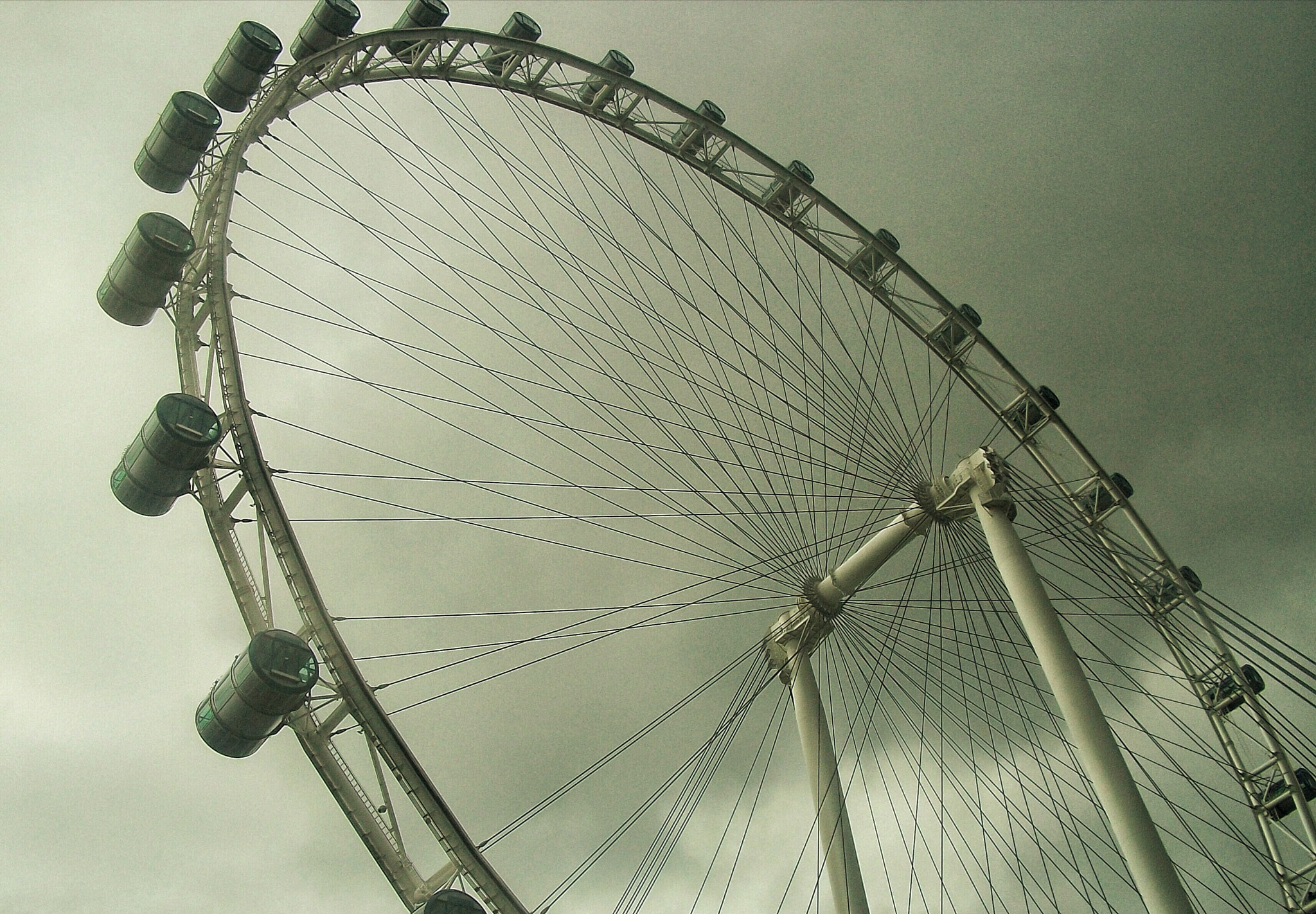 Kodak EASYSHARE C180 DIGITAL CAMERA sample photo. Singapore flyer photography