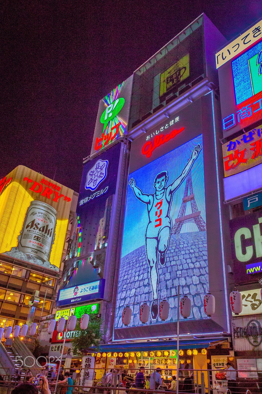 Canon TS-E 90mm F2.8 Tilt-Shift sample photo. Dotonbori at night photography