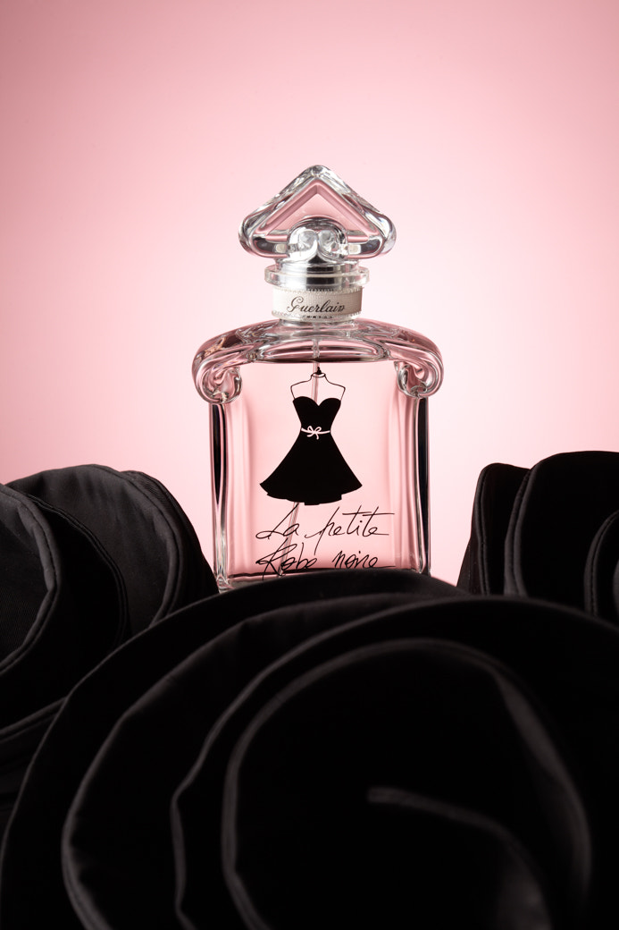 Canon EF 100mm F2.8 Macro USM sample photo. China rouge magazine guerlain still-life august issue photography