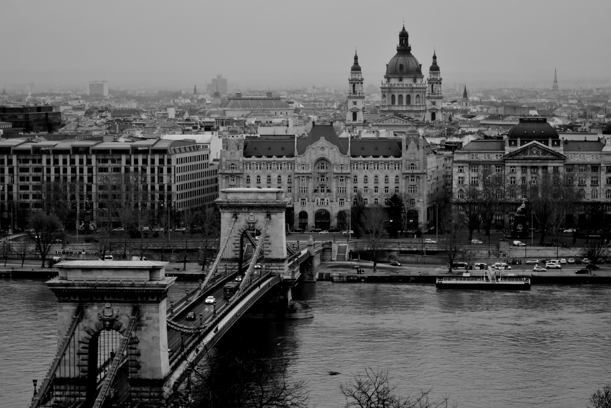Sony Alpha DSLR-A200 sample photo. Looking pest from buda photography