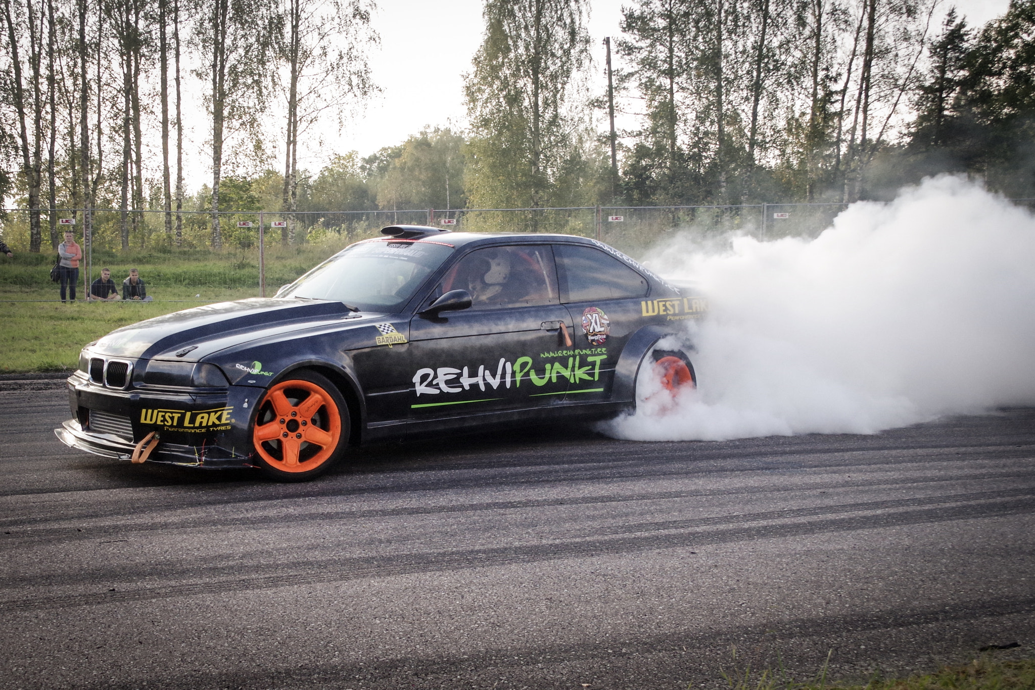 Pentax K-S2 sample photo. E36 massive burnout photography