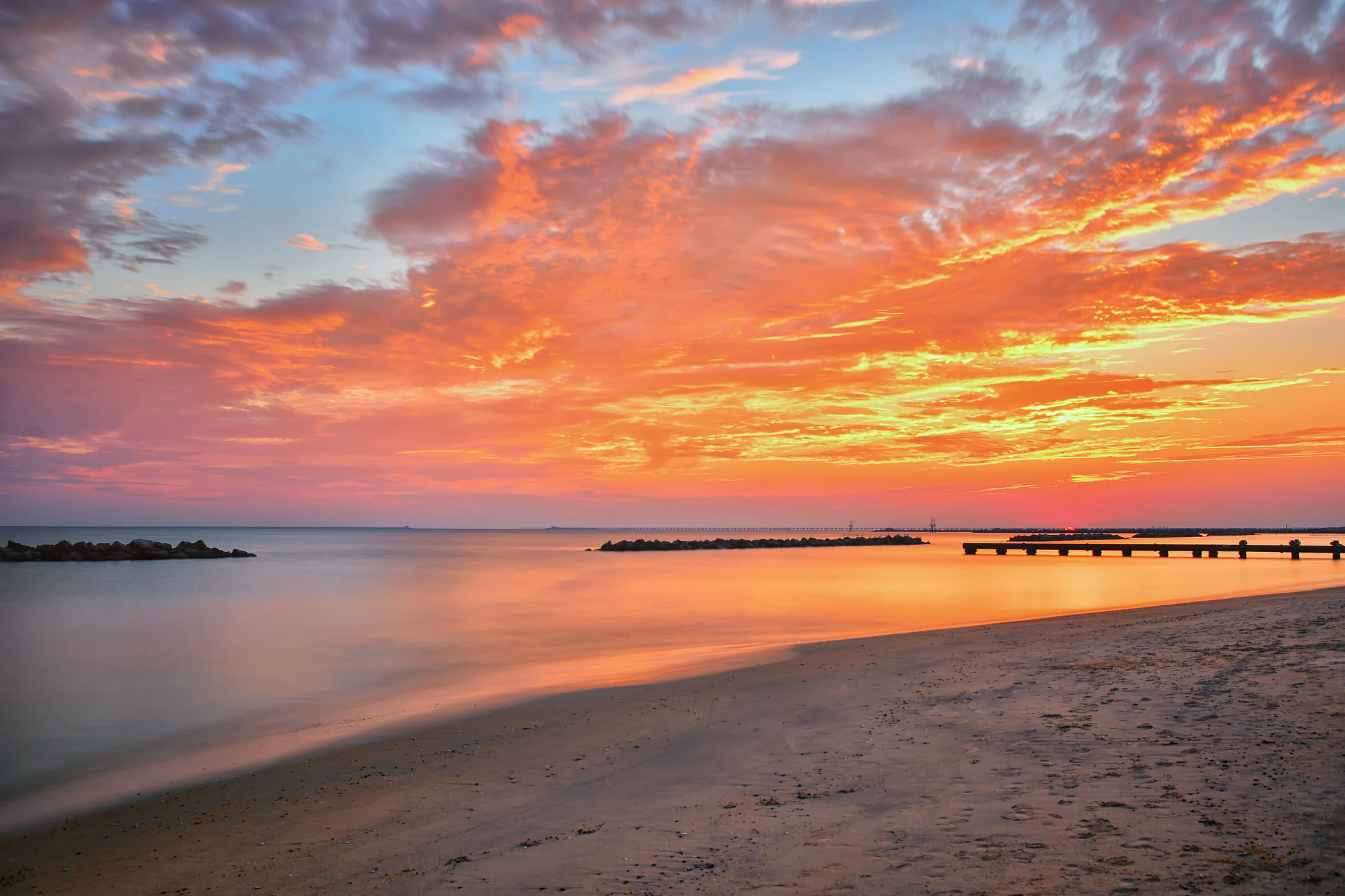 Sigma 18-50mm F2.8-4.5 DC OS HSM sample photo. Golden dawn photography