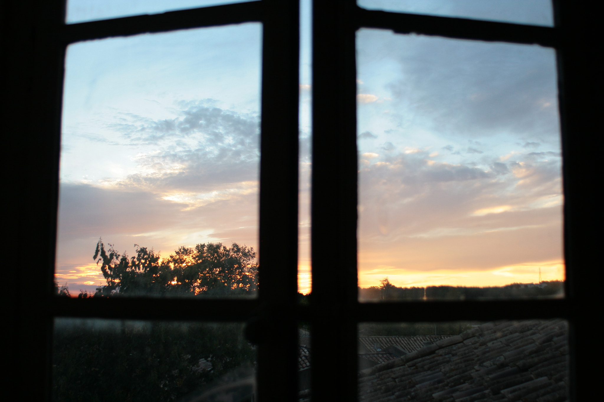Canon EF 28-80mm f/3.5-5.6 USM IV sample photo. Sundown by window  photography