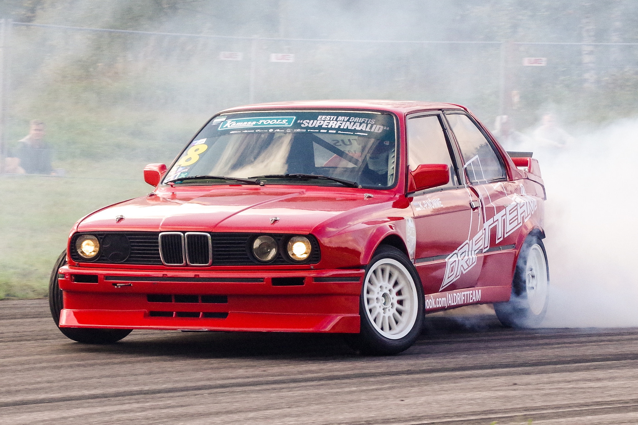 Pentax K-S2 sample photo. E30 drift photography