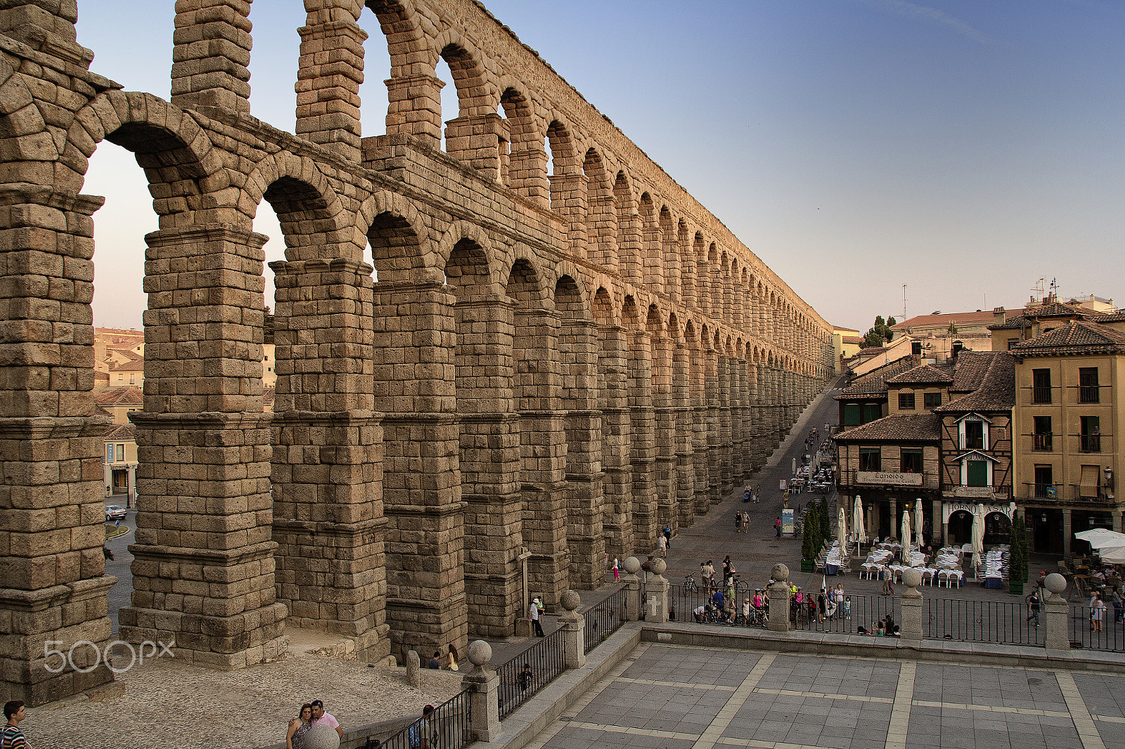 Sigma 18-200mm f/3.5-6.3 DC OS sample photo. Segovia aqueduct photography