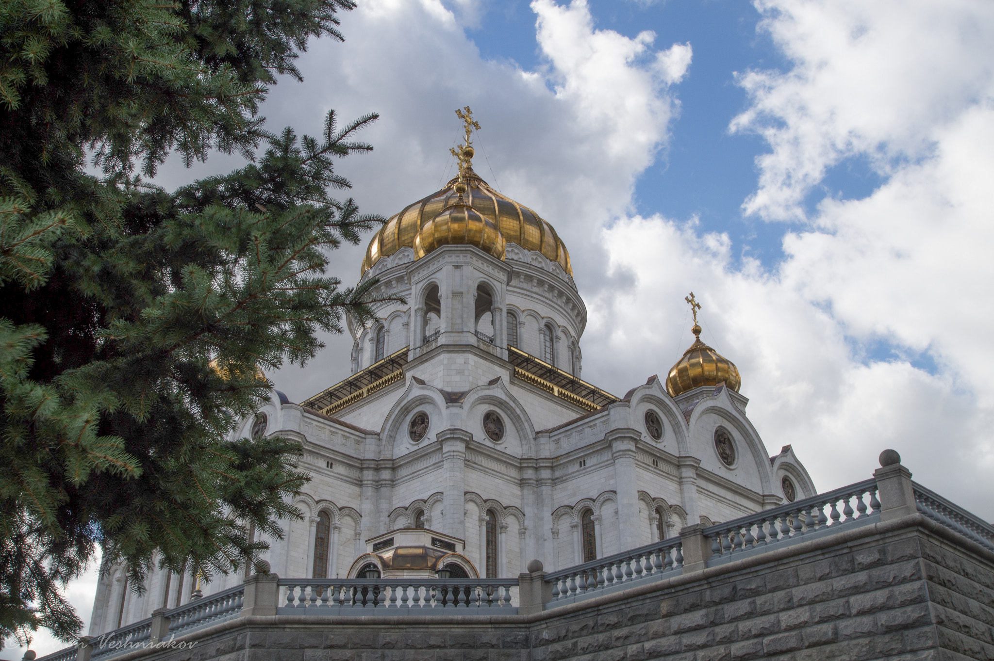 Sony SLT-A58 + DT 10-24mm F3.5-4.5 SAM sample photo. Christ the savior cathedral. moscow. photography