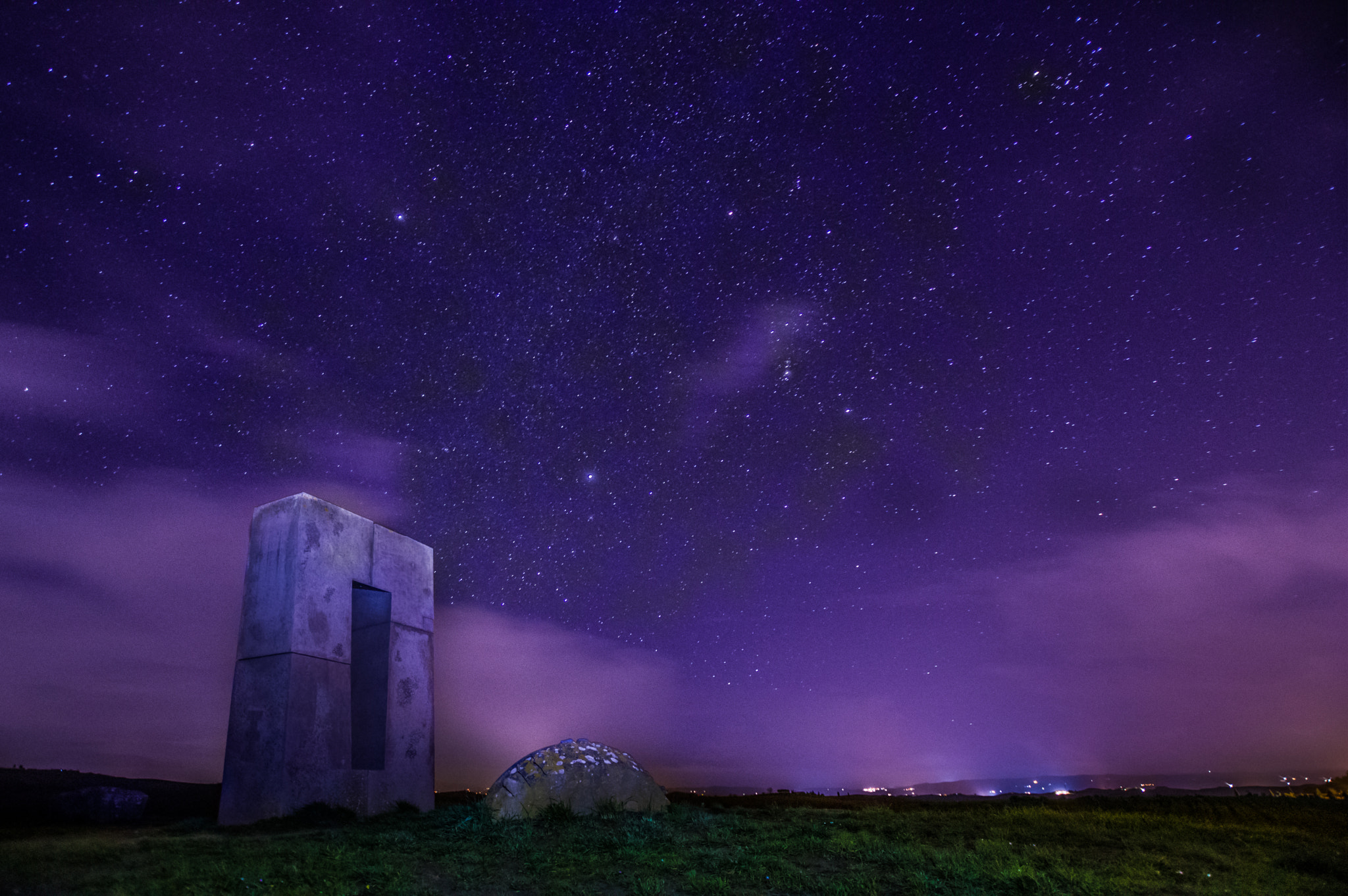 Sigma 10-20mm F3.5 EX DC HSM sample photo. Stars in tuscany countryside photography