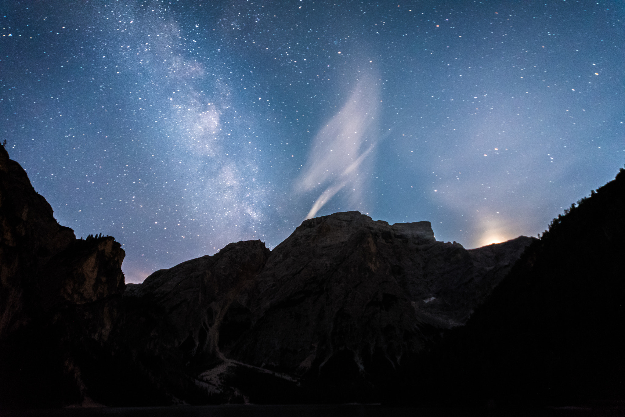 AF Zoom-Nikkor 24-120mm f/3.5-5.6D IF sample photo. - under a billion of stars - photography