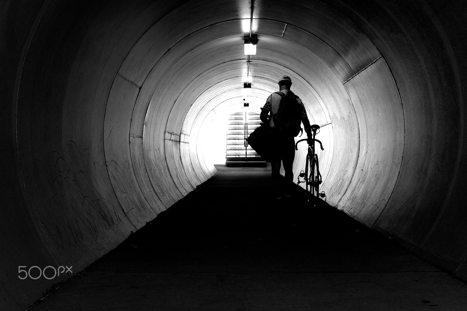 Canon EOS 7D + Canon EF 16-35mm F2.8L USM sample photo. Entering the velodrome photography