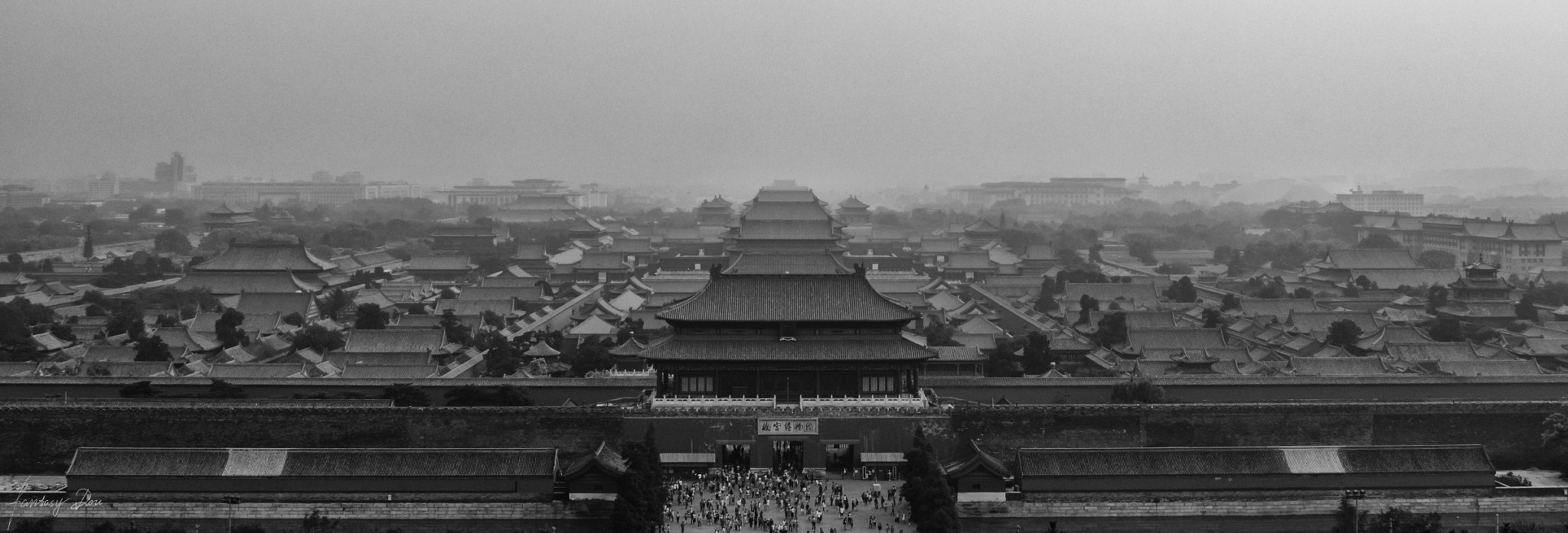 Nikon AF Nikkor 24-85mm F2.8-4D IF sample photo. Imperial palace photography