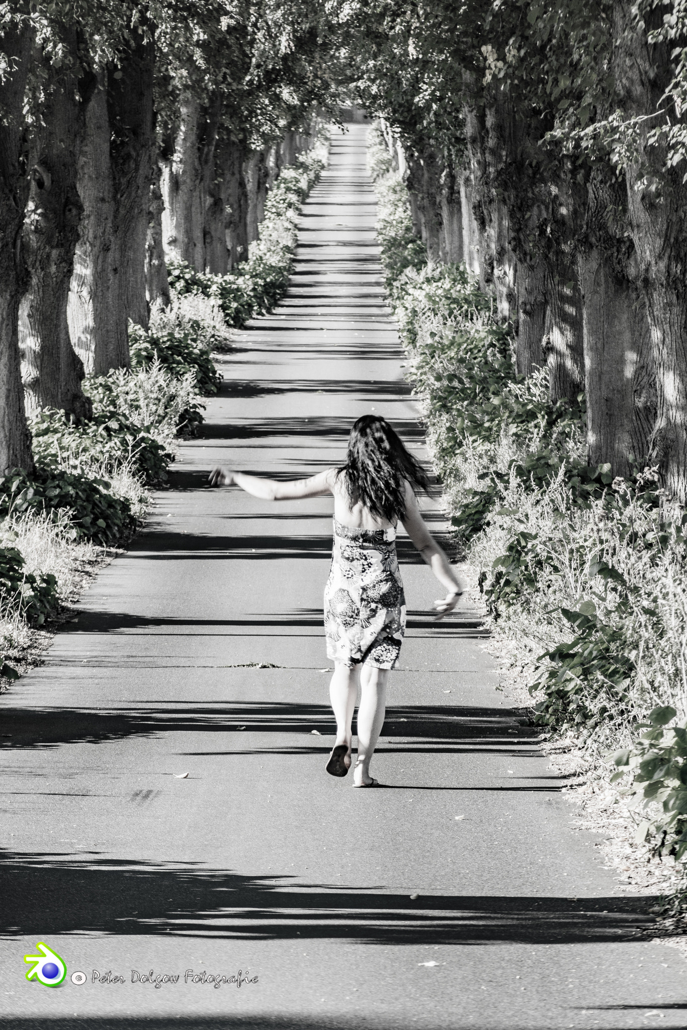 Minolta AF 80-200mm F2.8 HS-APO G sample photo. The long way to happiness photography