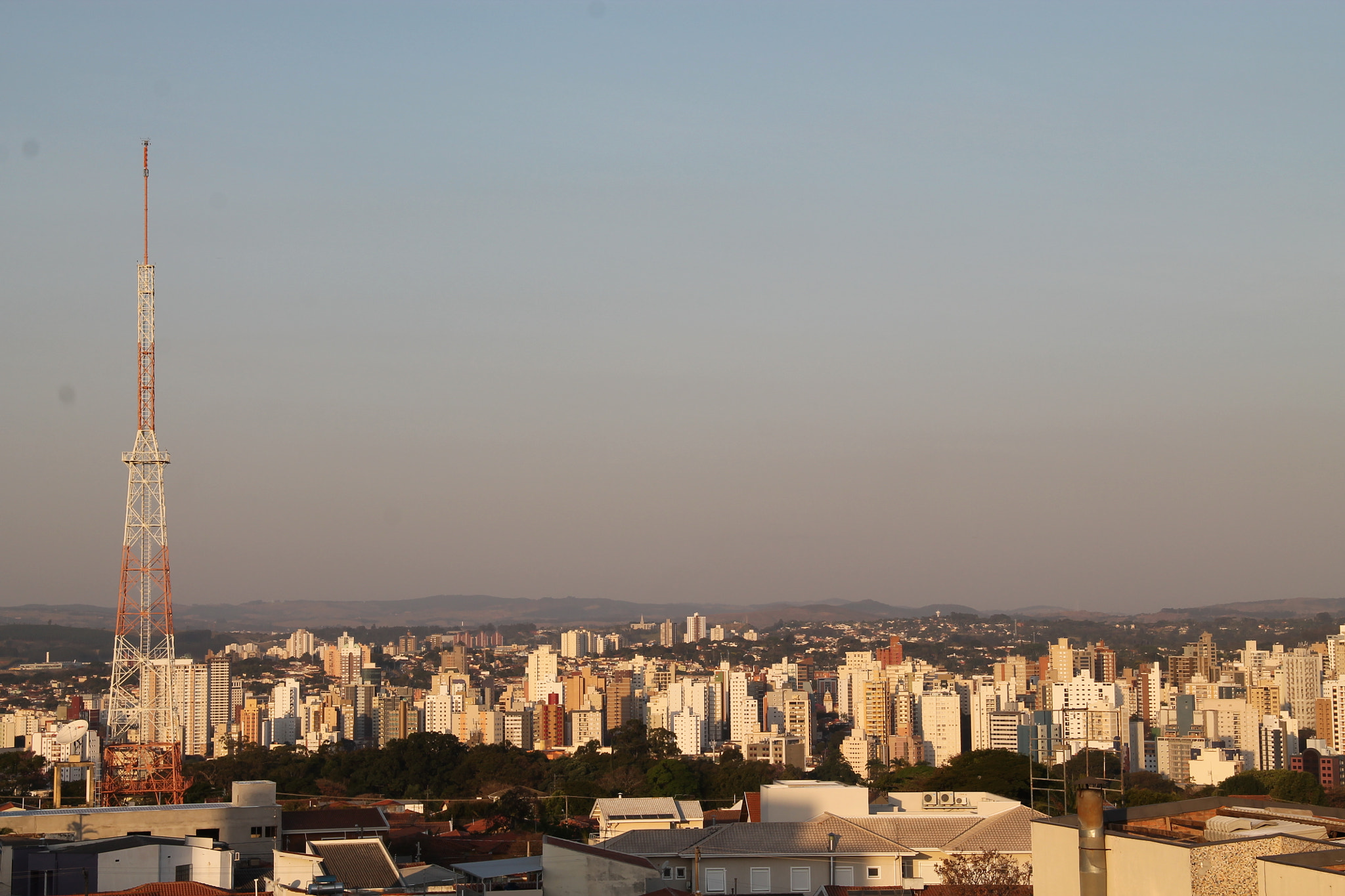 Canon EOS 1100D (EOS Rebel T3 / EOS Kiss X50) sample photo. Campinas - do alto photography