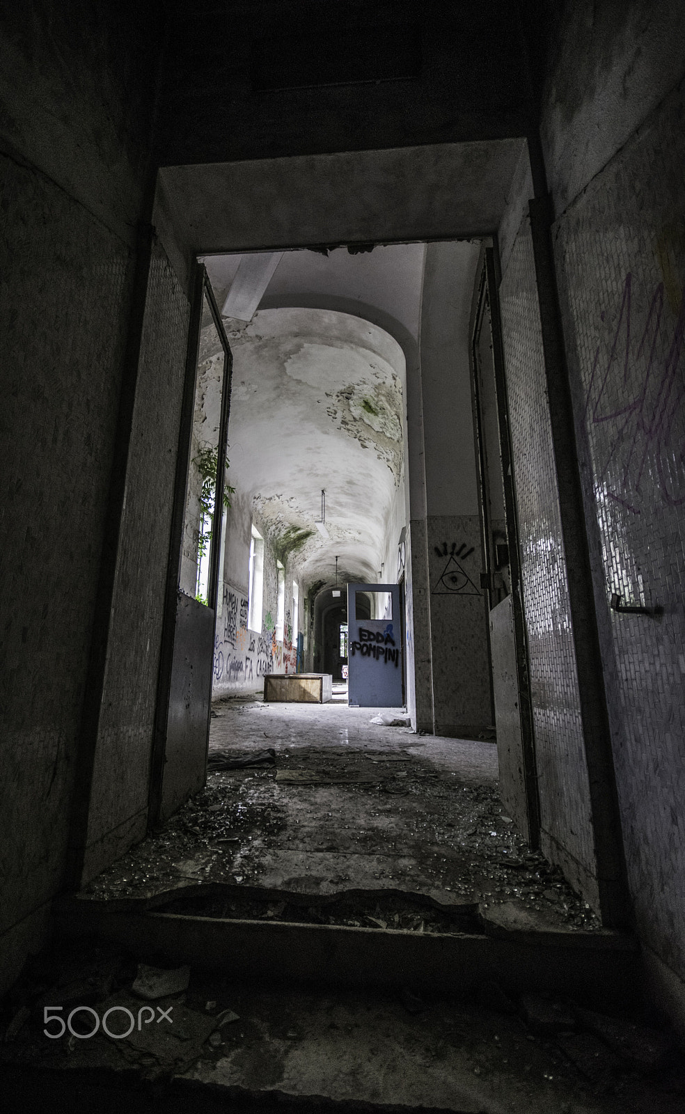 Sigma 10-20mm F4-5.6 EX DC HSM sample photo. Abandoned asylum photography