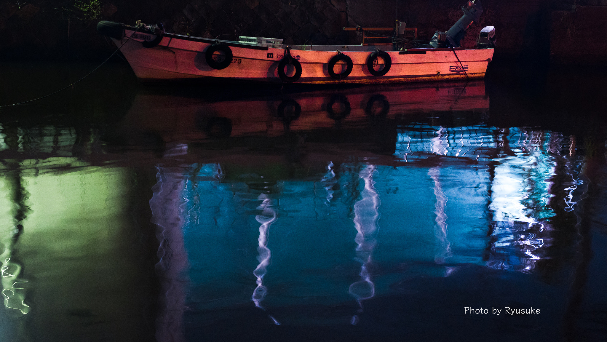 E 35mm F2 sample photo. The story of a ship photography