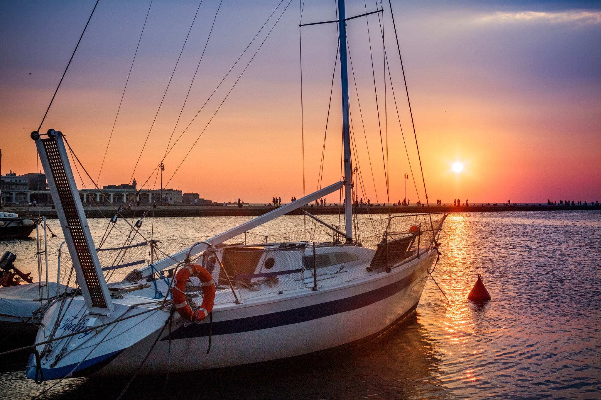 Canon EF 28-70mm f/3.5-4.5 sample photo. Trieste marina photography