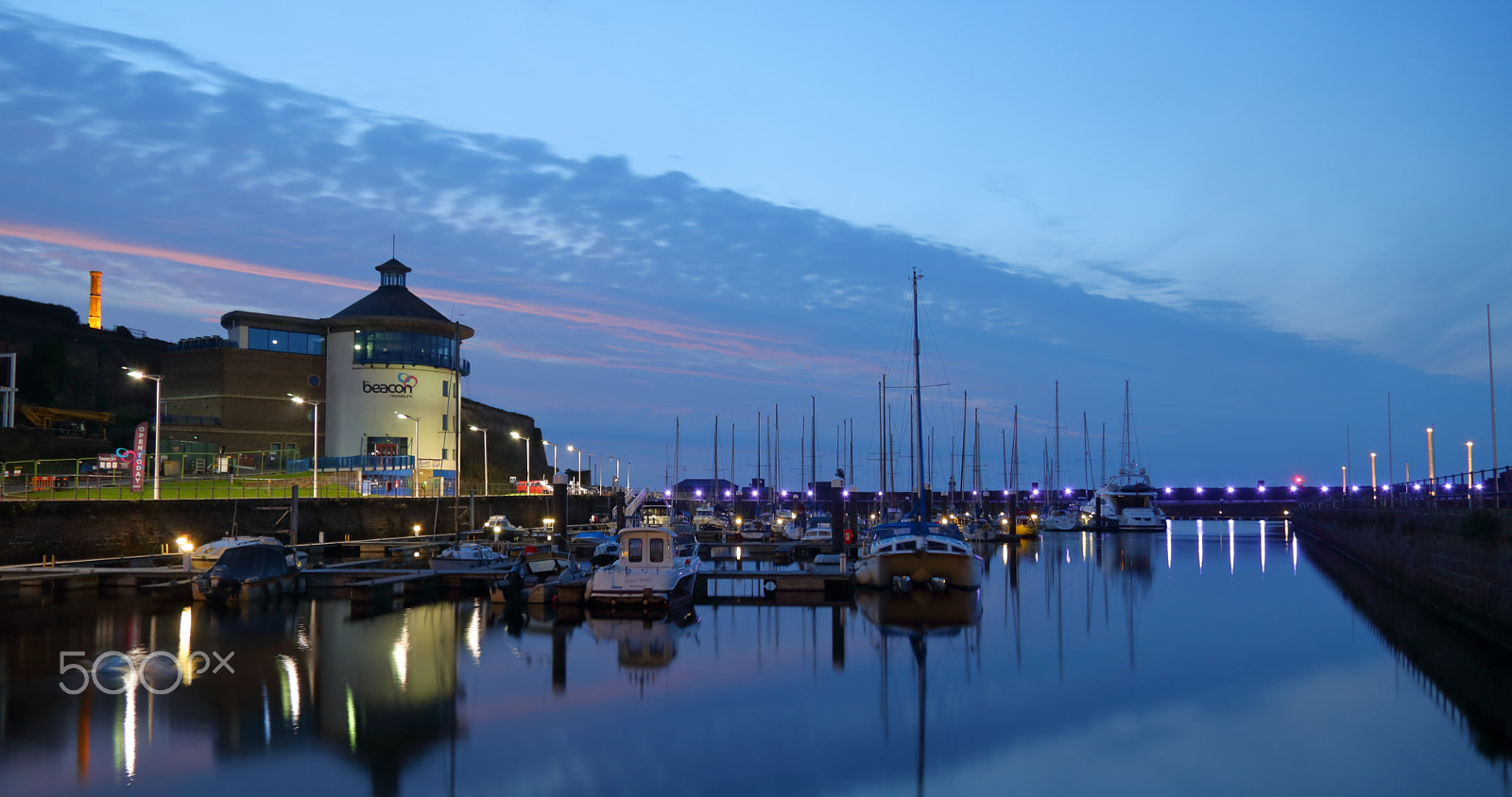 Canon EF-S 17-85mm F4-5.6 IS USM sample photo. Harbourside reflections photography